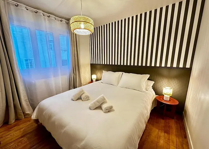 La Maison Des Degres - 6 Personnes Et 1 Lit Bebe Holiday home Boulogne-sur-Mer